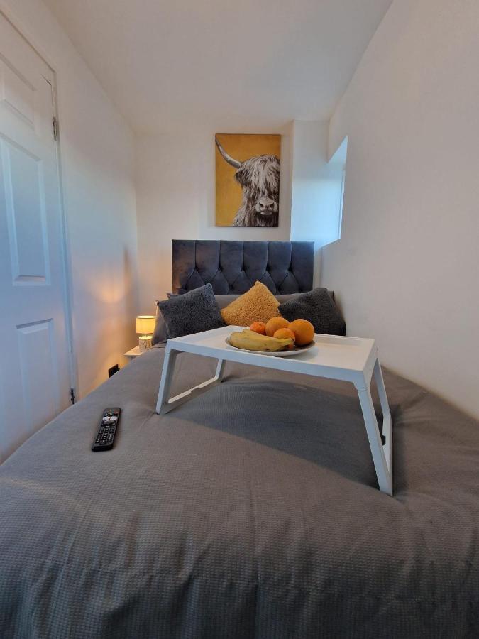 Private Room In London Enfield With Parking Dış mekan fotoğraf