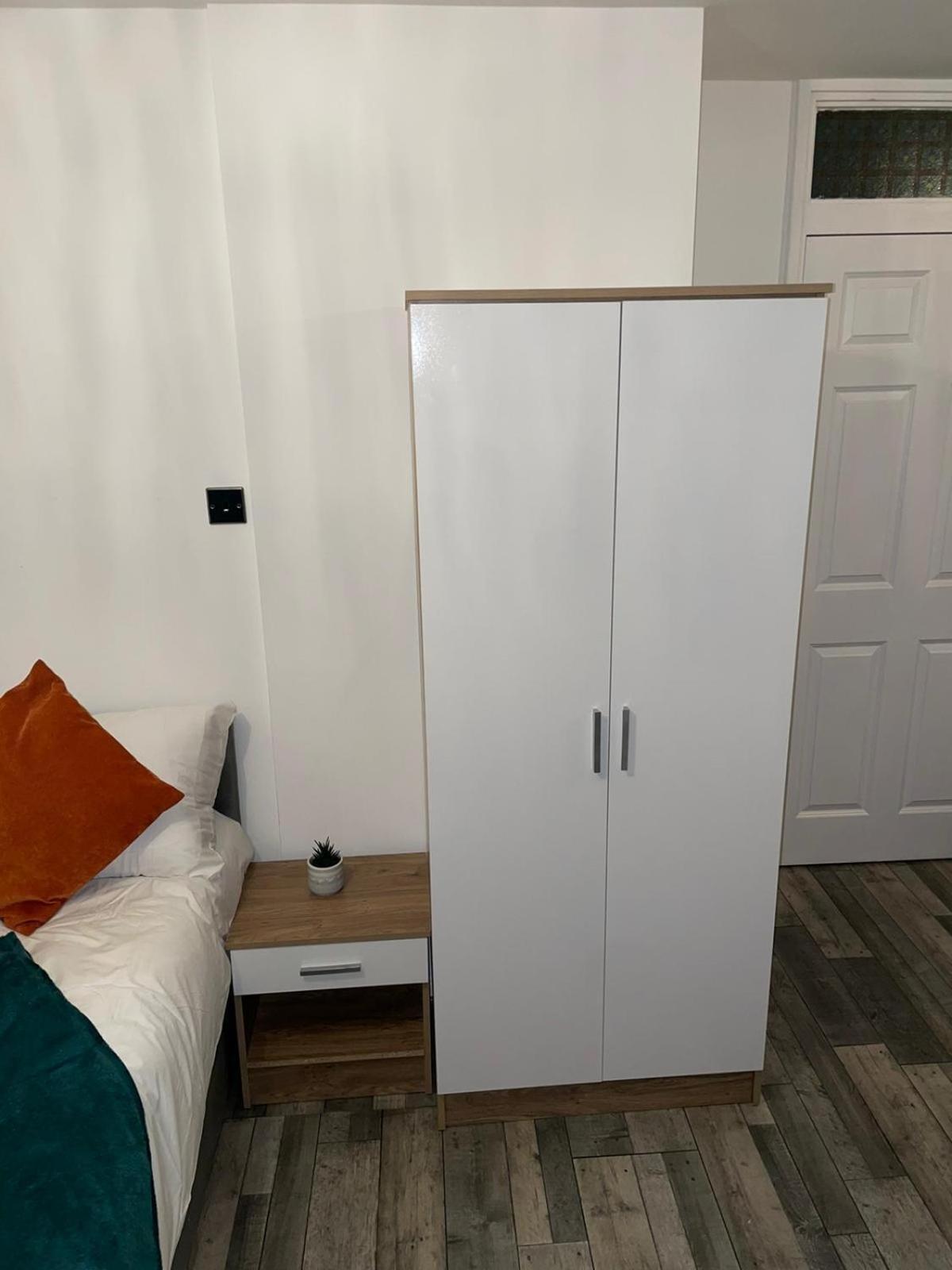 Private Room In London Enfield With Parking Dış mekan fotoğraf