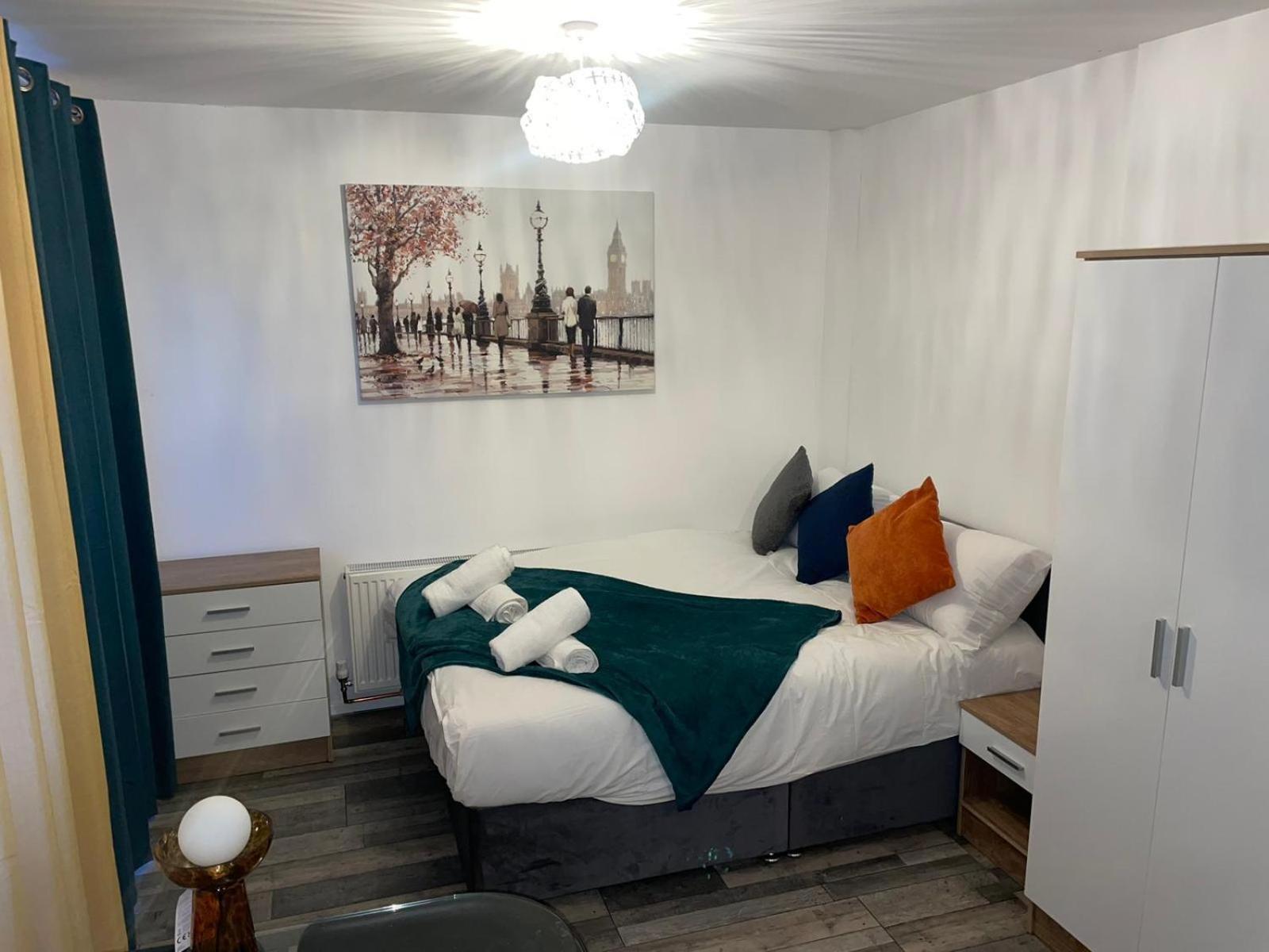 Private Room In London Enfield With Parking Dış mekan fotoğraf